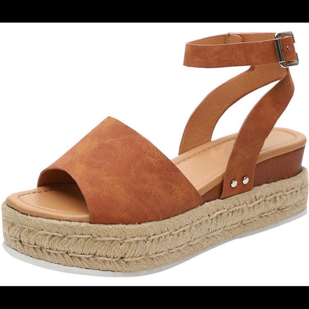 Sandals Platform Wedge!